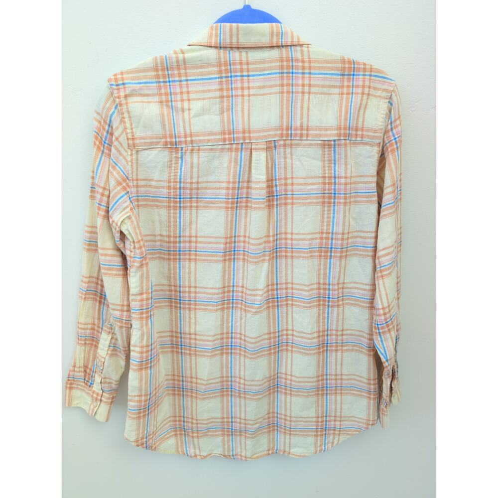 Patagonia Light Weight Button Down size XS - Picture 6 of 6